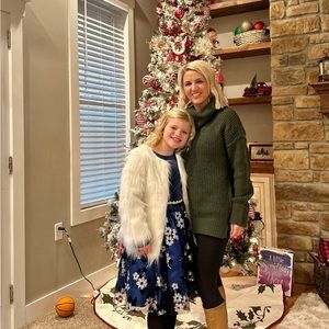 Meet your Posher, Cayla